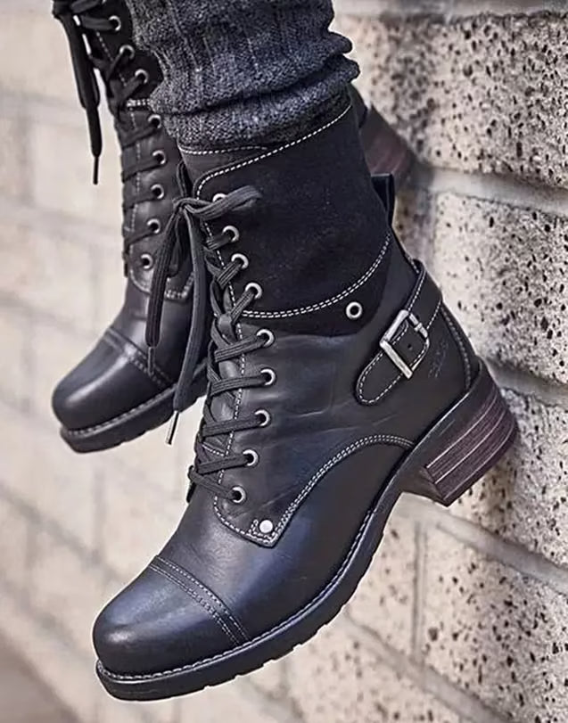 Trendy ankle & Chelsea boots